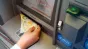 Retrageri de bani de la bancomat: de ce nu ar trebui să nu mai ceri chitanță după retragere