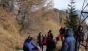 Salvamontiştii încearcă să recupereze trei turişti blocaţi în Munţii Bucegi
