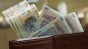 Schimbări majore intră în vigoare la 1 februarie. Cum îi afectează pe români la buzunar