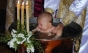 Un preot catolic a botezat incorect timp de 20 de ani. Toate ceremoniile trebuie refăcute!
