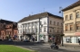 Unul dintre cele mai vechi hoteluri din vestul țării, în care au concertat Franz Liszt și Johann Strauss fiul, a fost vândut