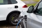 Vânzările de autoturisme ecologice au crescut cu peste 45% în România