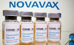 A fost autorizat un vaccin total diferit ca tehnologie de cele mARN: Are eficiență 100% împotriva cazurilor moderate și severe