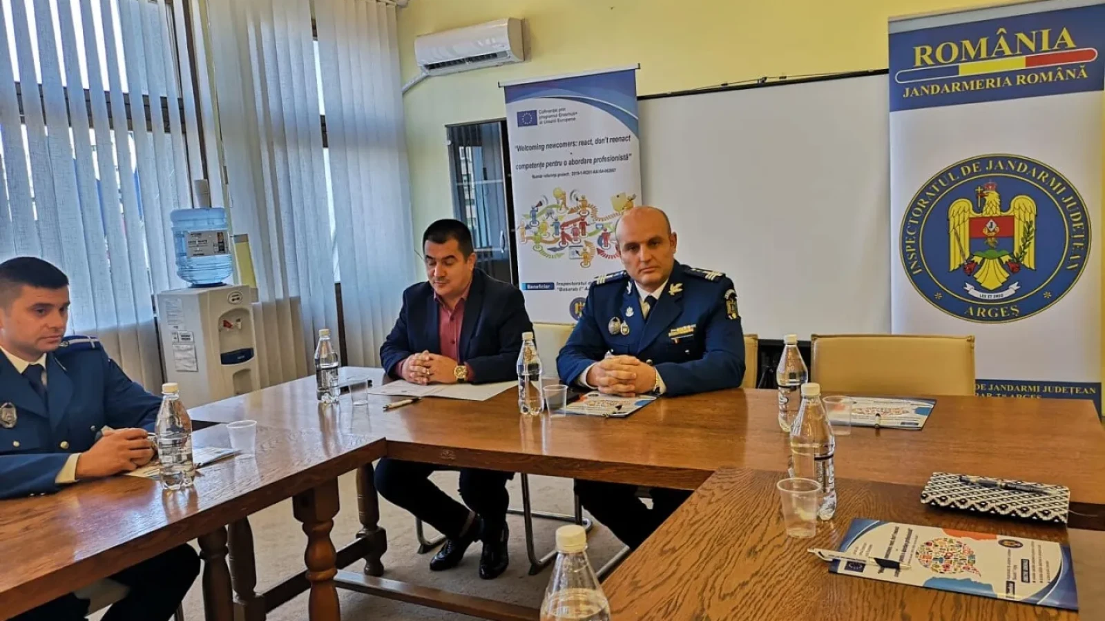 A fost numit un nou șef la Jandarmeria Capitalei: În timpul liber slujește ca preot pentru oamenii cu deficiențe de auz