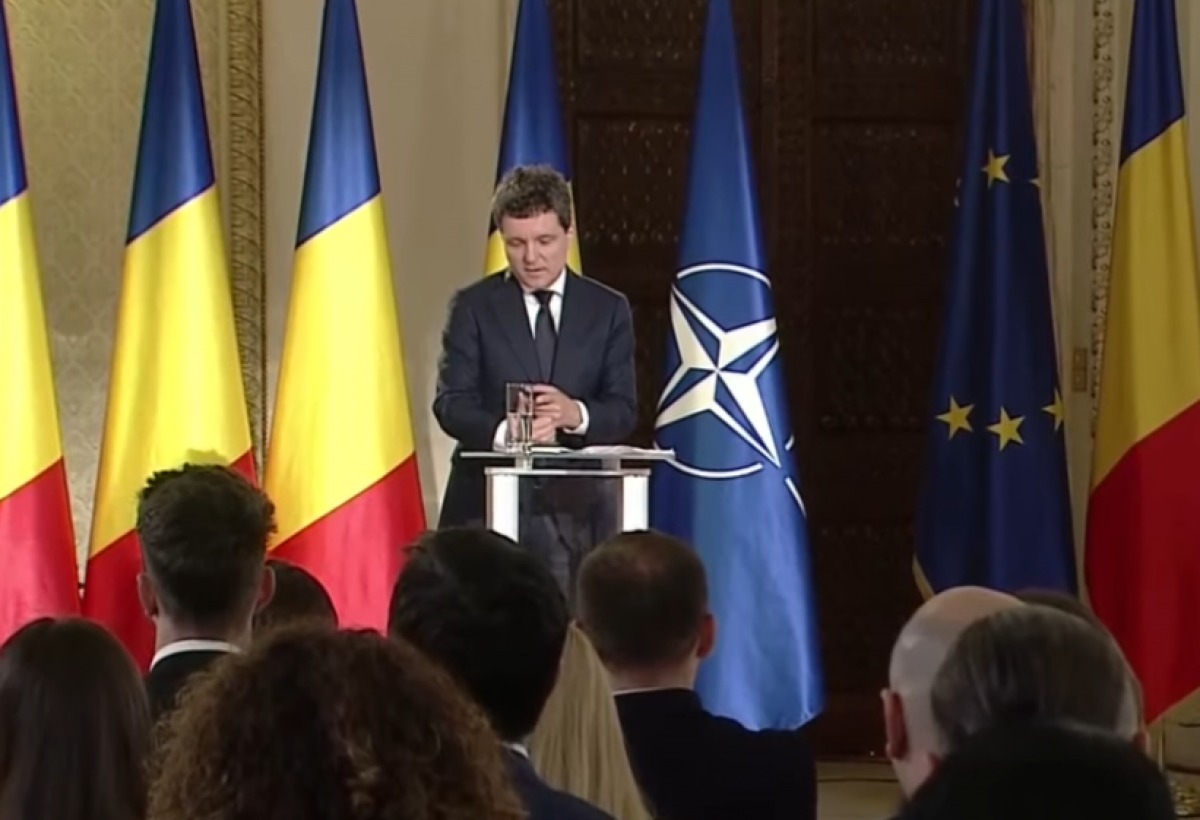 A tunat și i-a adunat! Lista tuturor specialistilor care chipurile ne vor scoate țara din insurmontabila criză a deficitului