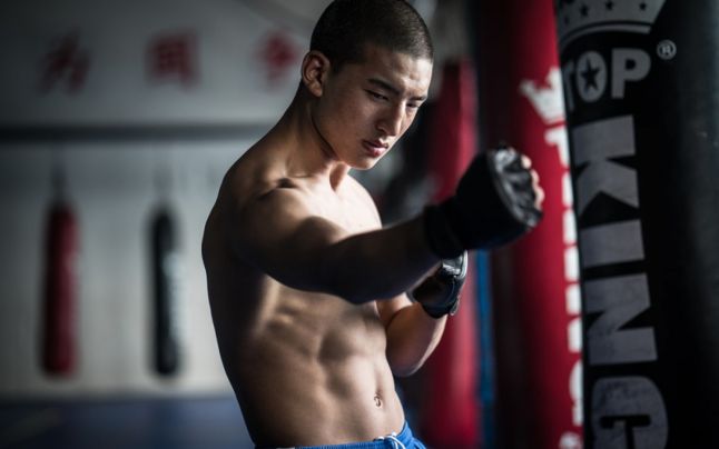 Absolut senzational! China trimite luptători MMA la graniţa cu India