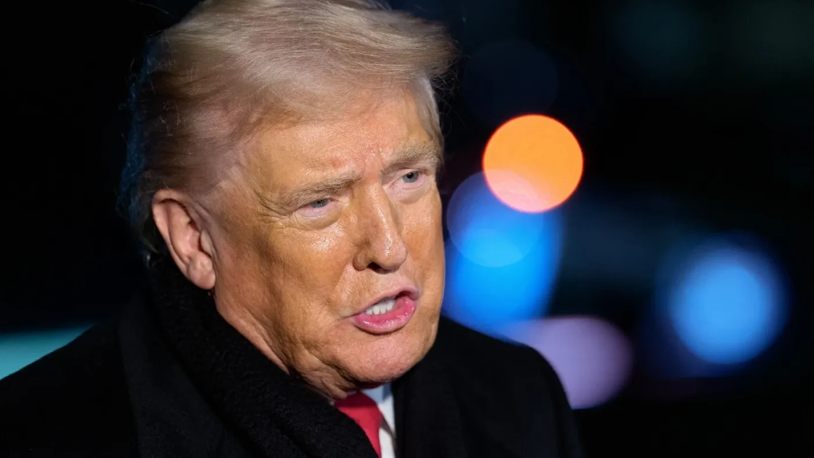 Acces de furie din partea lui Trump când a sesizat că ar putea pierde puterea deplină: „Să fie considerate infracţiune penală!