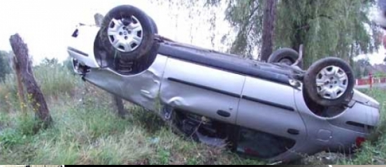 Accident grav in Suceava, patru persoane ranite