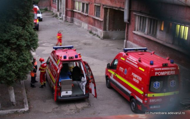 Accident grav la mina Vulcan: un miner a fost prins într-o surpare. Victima este în comă profundă
