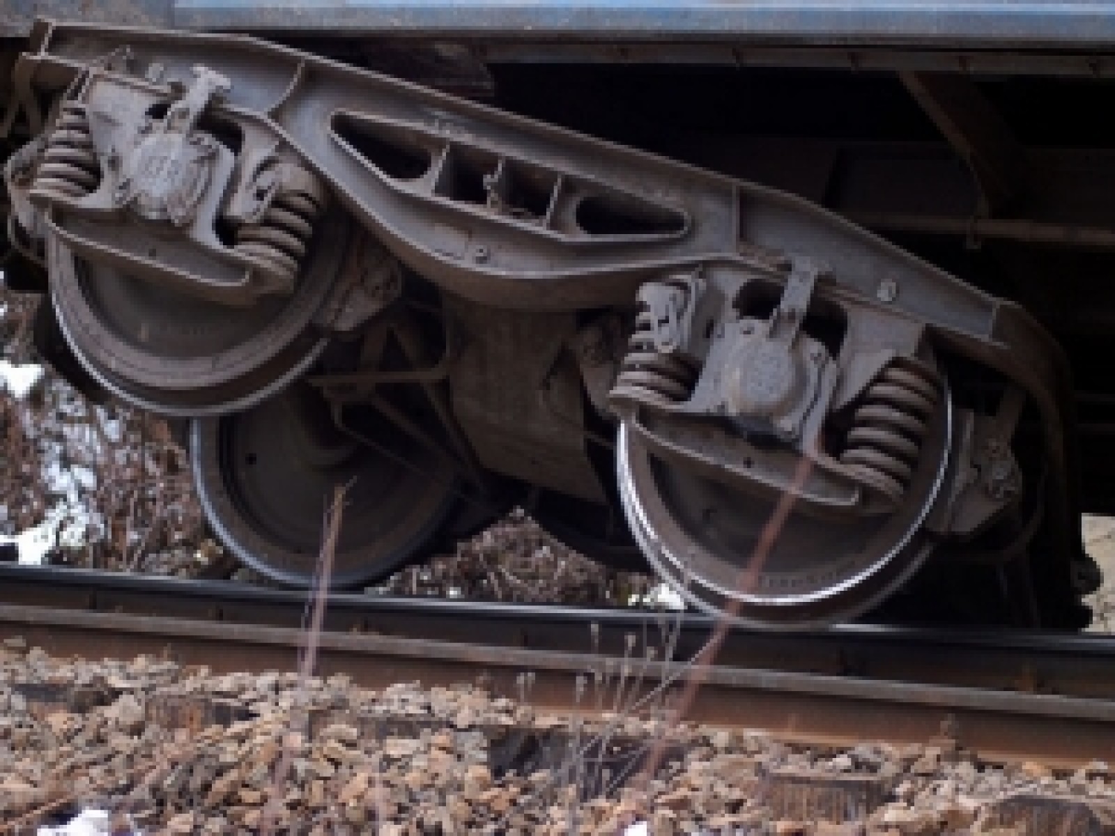 Accident mortal. Mașină lovită de tren în Brașov