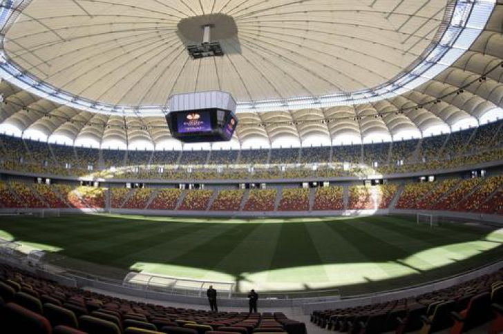 Acoperișul de pe Național Arena a cedat în timpul meciului Steaua - FC Voluntari