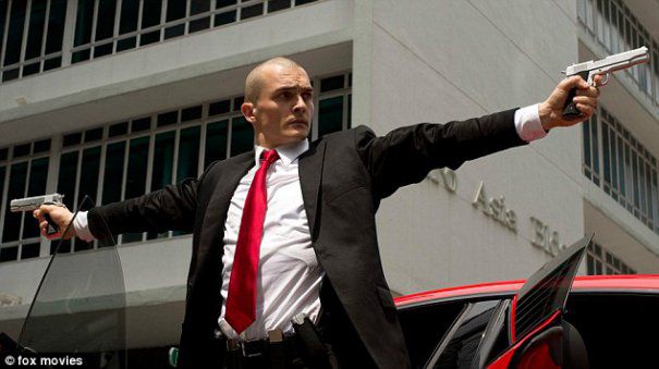 Actorul principal din Hitman s-a împuşcat în cap în timpul filmărilor