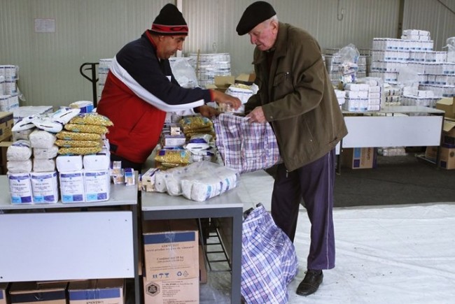 Adio conserve pentru oamenii săraci