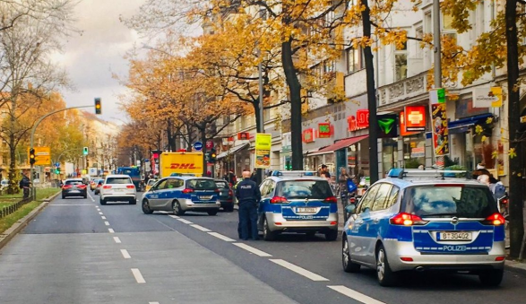 Alarmă falsă în Germania declanșată de un adolescent înarmat cu o 