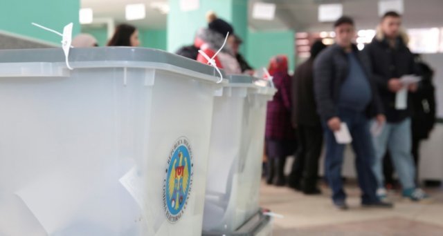 Alegeri cu miza mare in R. Moldova. Prezenta redusa la urne