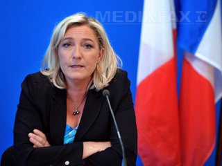 Alegeri Franţa: Popularitatea lui Marine Le Pen este în scădere, iar sondajele anunţă o victorie categorică a lui Emmanuel Macron