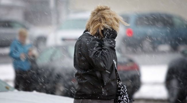 ALERTĂ meteo: Se strică vremea în toată țara, zile cu vânt și ninsori