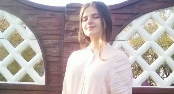Alexandra Macesanu s-a eliberat din sarma si lantul cu care era legata: A fost la un pas sa iasa din casa lui Dincă