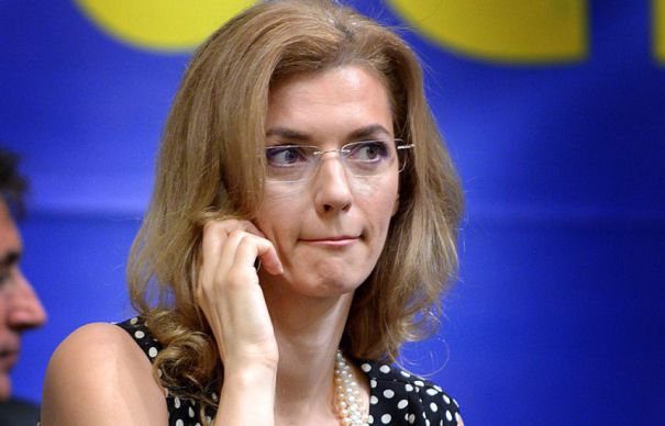 Alina Gorghiu are alergie la pesedişti