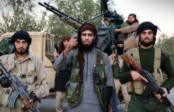 Allah ak BOOM! Un profesor de terorism-kamikaze al ISIS s-a aruncat in aer din greseala ucigandu-si toti elevii
