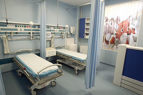Alti 14 copii din Argeș, internați de urgență la spital