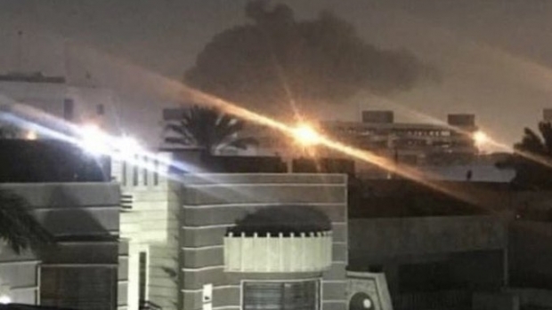 Ambasada SUA la Bagdad a fost atacată cu rachete. S-au auzit cel puţin patru explozii