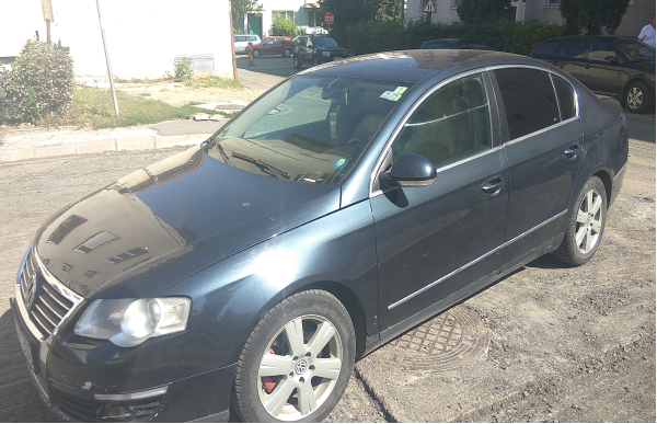 ANAF scoate la vânzare maşini: Porsche Cayenne la 4.500 de euro, Volkswagen Passat la 3.200 de euro şi altele