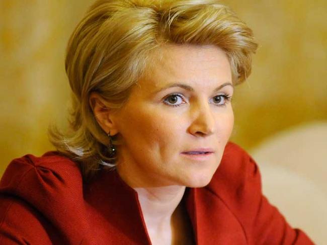 Andreea Paul, despre anunţul lui Dragnea privind prezentarea rectificării în BPN: Bugetul ţării nu e al PSD