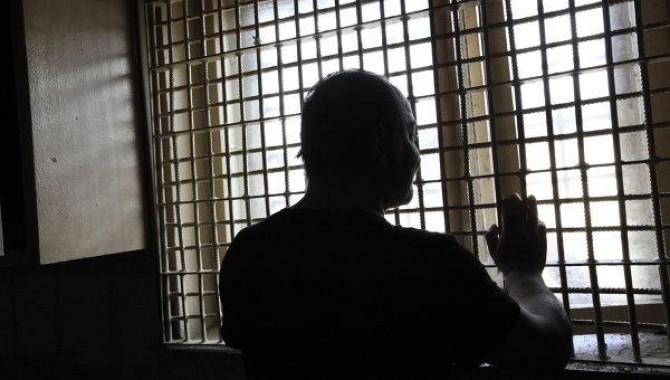 Angajații din penitenciare au declanșat proteste pe perioadă nedeterminată