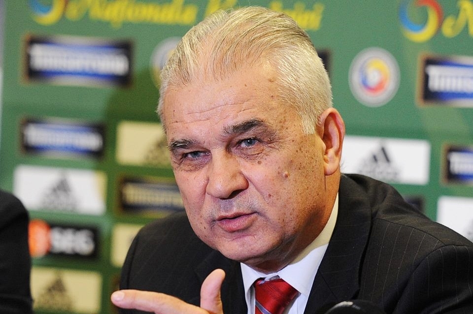 Anghel Iordănescu este cel mai prost plătit selecționer de la EURO 2016. Află ce salariu are