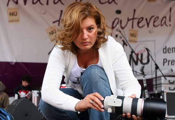 ANTENA 3 a pierdut definitiv procesul cu Ioana BĂSESCU şi are de plătit 5.300 euro