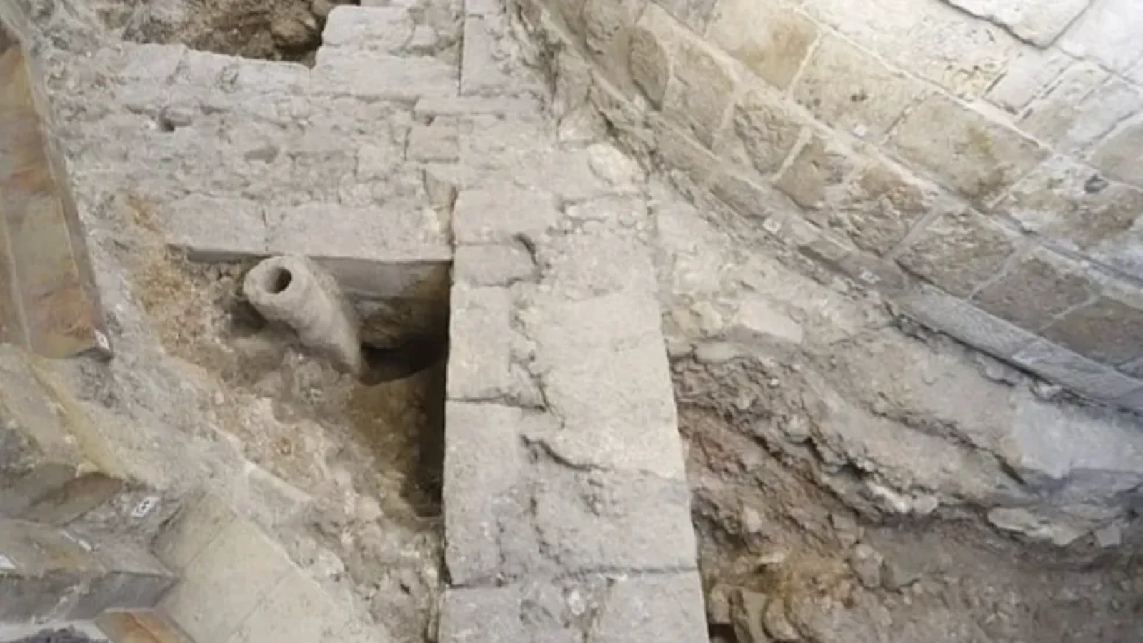 Anunț halucinant: A fost găsit mormântul lui Iisus Hristos. Corespunde exact localizării geografice din evanghelii
