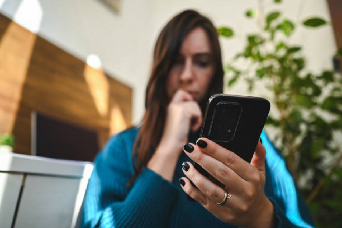 Aplicația care te lasă fără bani în câteva secunde. Nu o descărca niciodată pe telefon