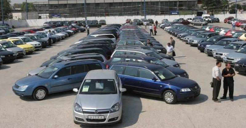 Aproape 380.000 de maşini second-hand au fost înmatriculate în primele 9 luni