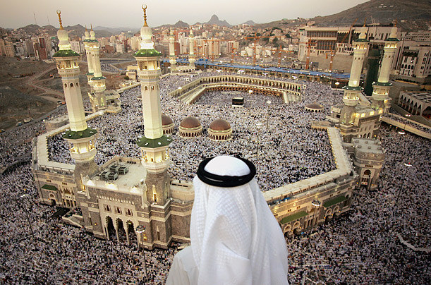 Arabia Saudită avertizează: Internaţionalizarea locurilor sfinte ale islamului reprezintă o declaraţie de război