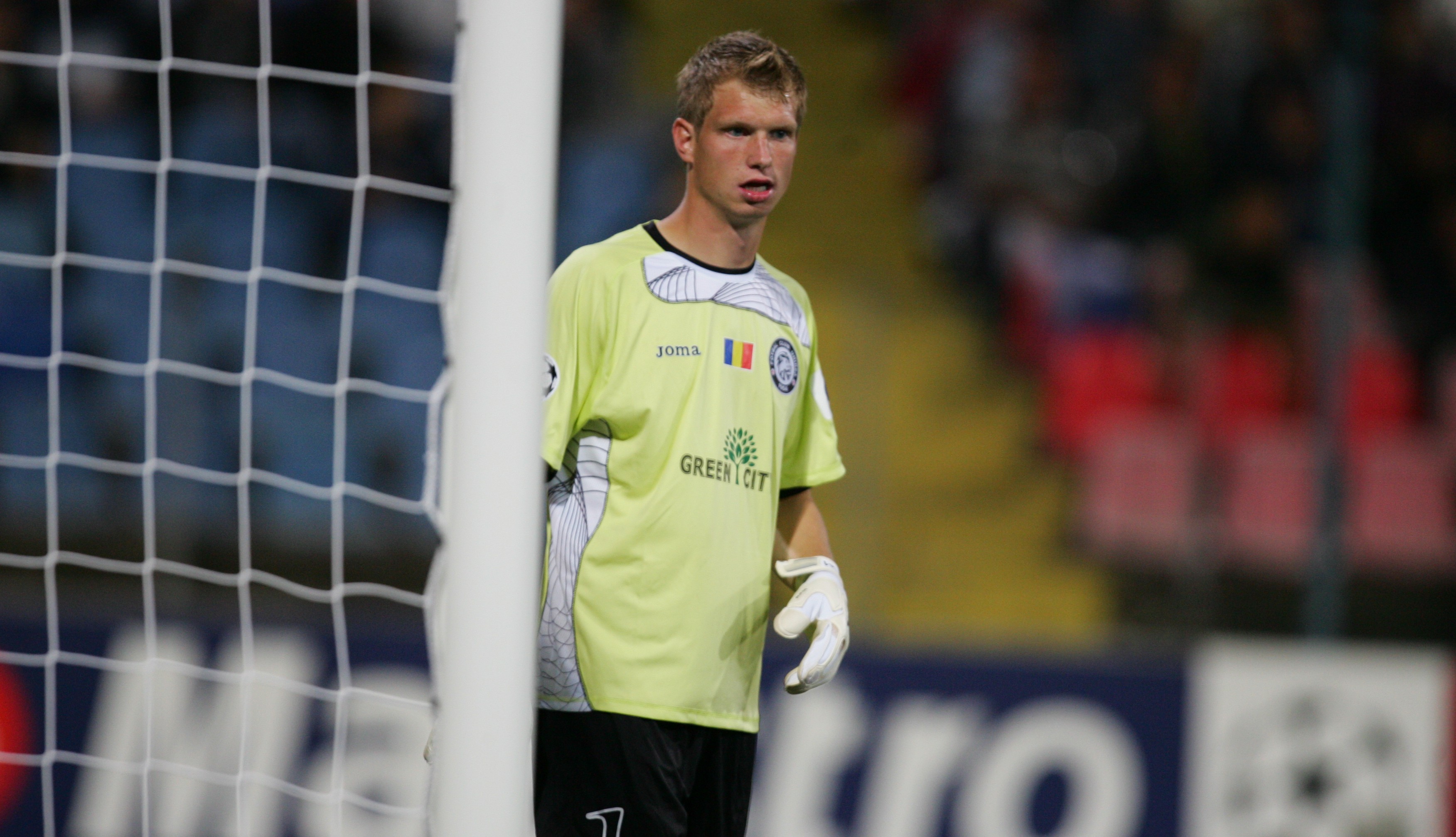 Arlauskis, DESFIINȚAT de Mutu: