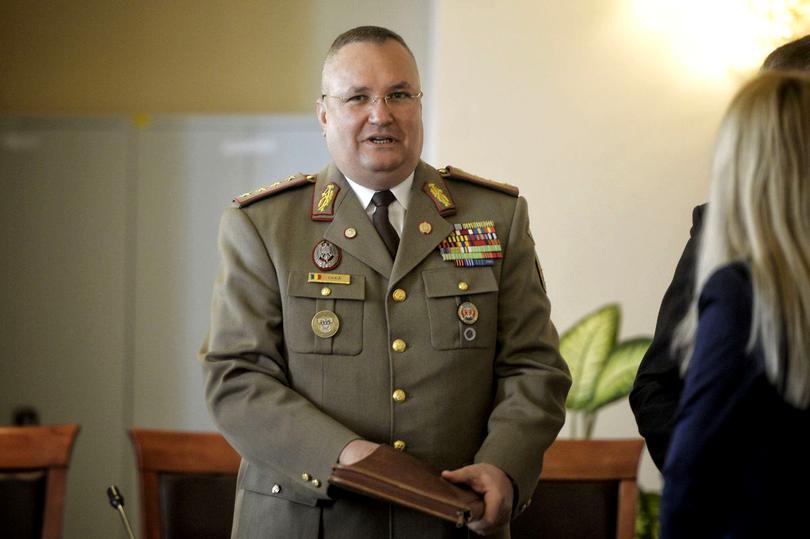 Armata Română nu mai are comandant. Curtea de Apel București a suspendat prelungirea mandatului generalului Nicolae Ciucă