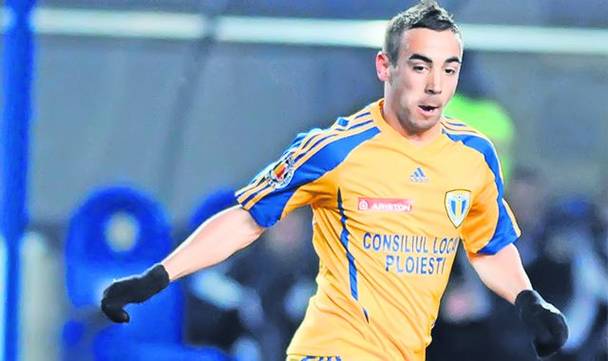 Astra l-a transferat pe francezul Damien Boudjemaa