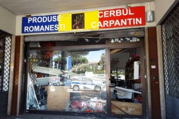 Atentat antiromanesc in Italia, magazin cu produse romanesti atacat cu o bomba la Anzio, langa Roma