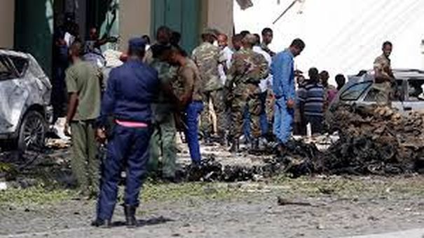 ATENTAT TERORIST in Somalia: Primul bilanț indică 10 morți