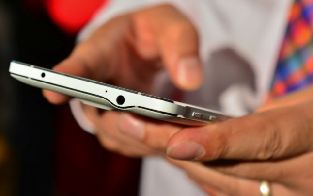 Atentie la contrafacere: Samsung nu aduce în România Note 5, dar deja se vinde neoficial