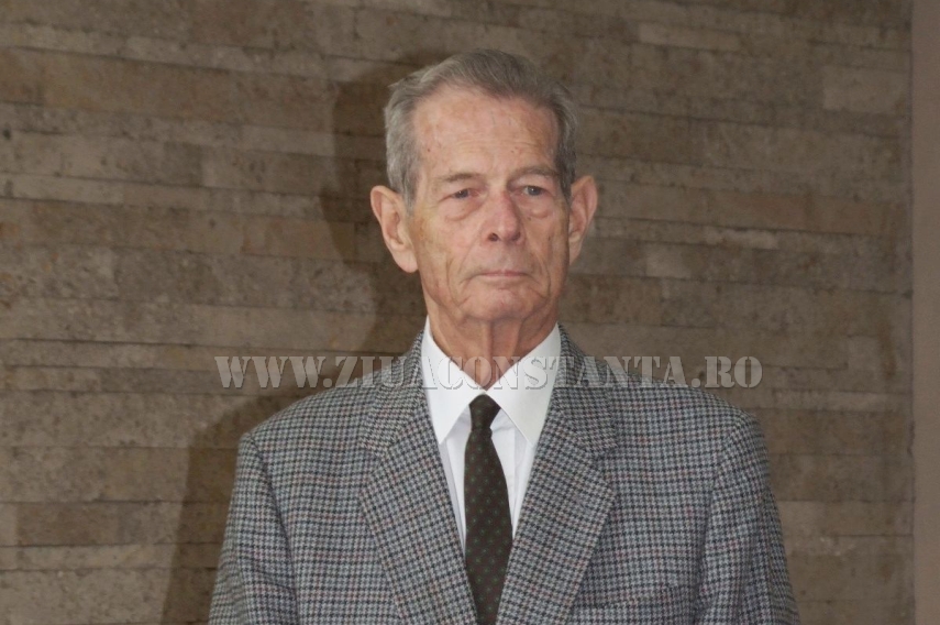 Azi, şedinţă de urgenţă la Guvern pentru trei zile de doliu naţional