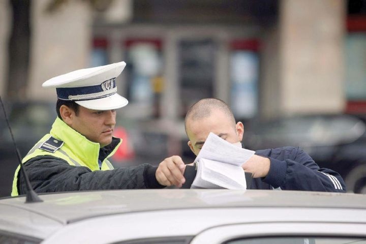 Azi intră în vigoare noul Cod Rutier. Modificări drastice! Cum e cu centura si cu alcoolul, permisul poate fi suspendat chiar şi doi ani