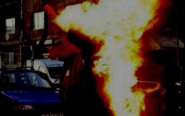 Azi-noapte la Botoşani: Un bărbat a murit după ce şi-a dat foc în plină stradă