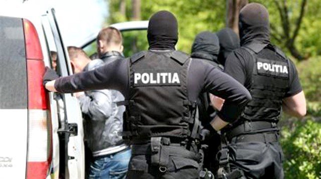 Bărbat arestat după ce ar fi violat un copil de 12 ani care se adăpostea într-o rulotă