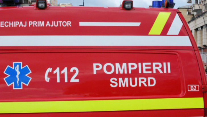 Bărbat din Piteşti s-a aruncat de la etajul 4 şi a supravieţuit