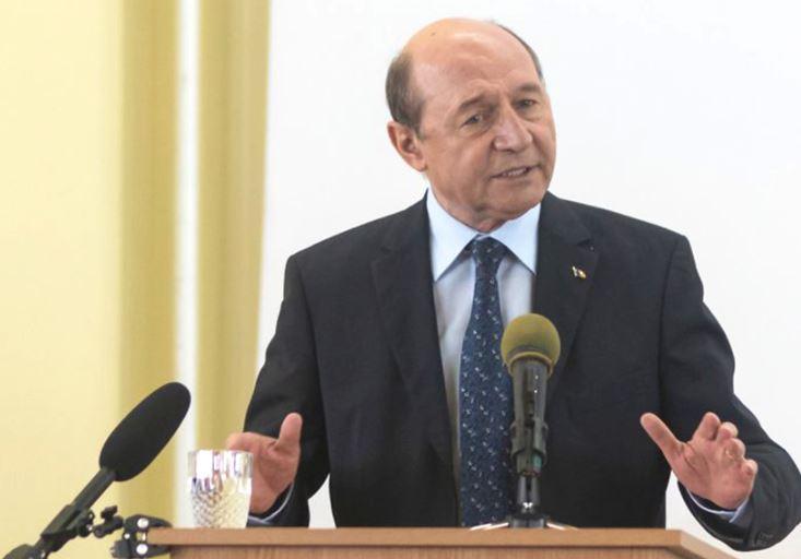 Băsescu: Eu m-aș duce la zece dezbateri cu doamna Dăncilă. Despre Iohannis: 37% nu e cel mai confortabil scor pe care să-l obții