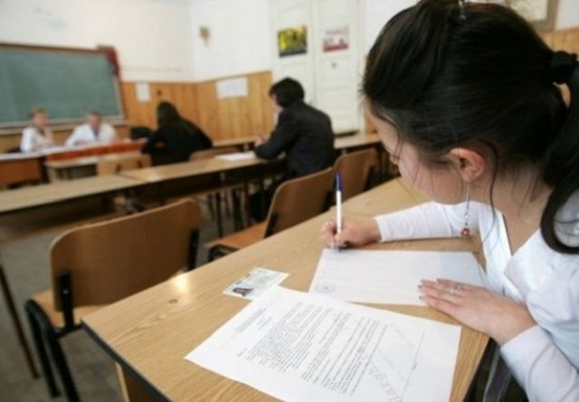 BAC 2017 - Elevii susţin astăzi proba obligatorie de profil