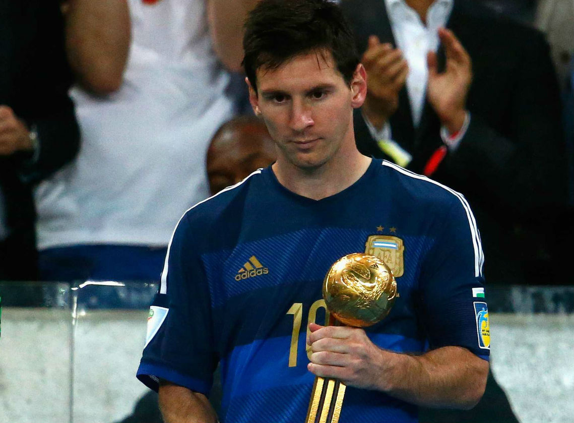Balonul de Aur 2015. Lista celor 23 de jucători nominalizați. Toți ochii sunt pe Messi și Ronaldo