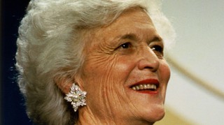 Barbara Bush, soţie si mamă de preşedinți americani, a murit
